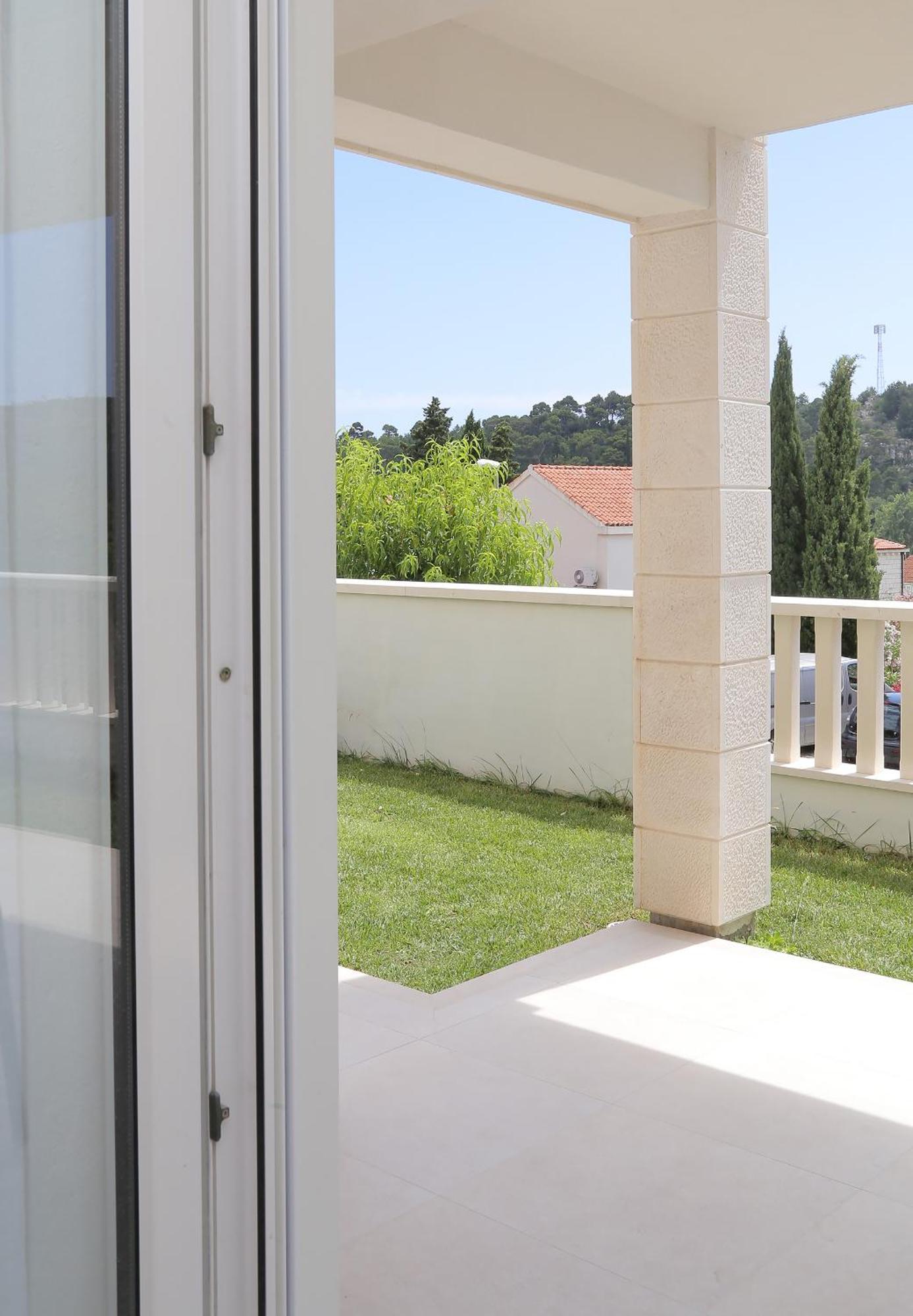 מליני Apartmani Krmek מראה חיצוני תמונה